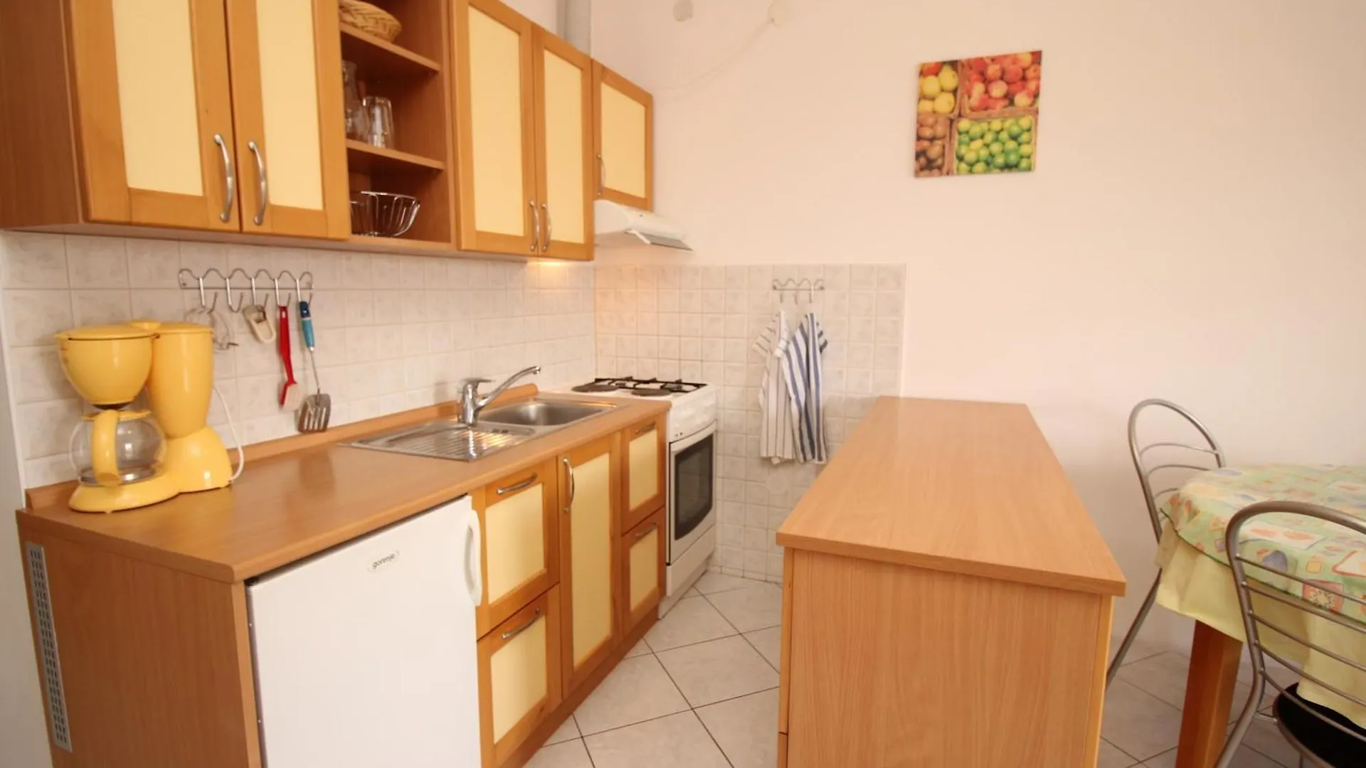 Apartments With A Parking Space Baska, Krk - 24184  Baška