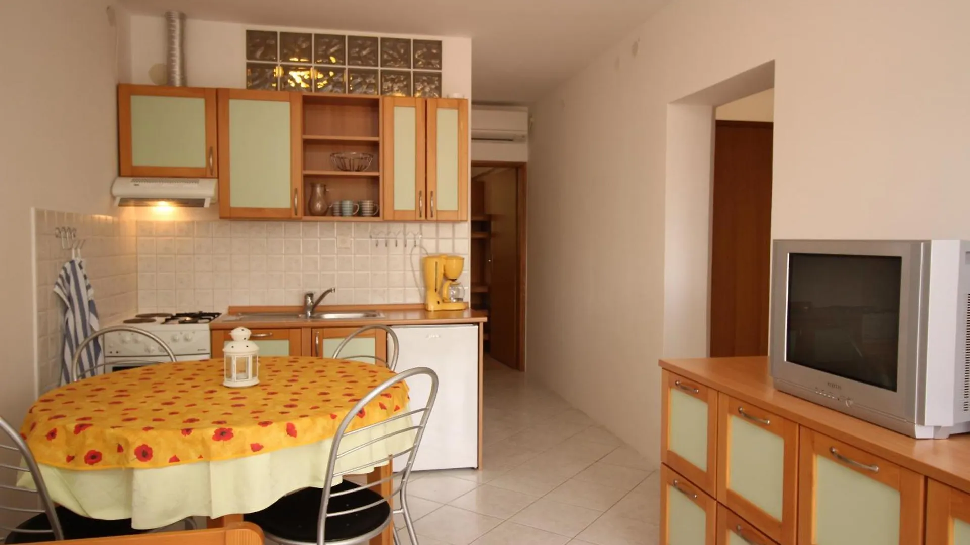 Apartments With A Parking Space Baska, Krk - 24184 Chorvatsko