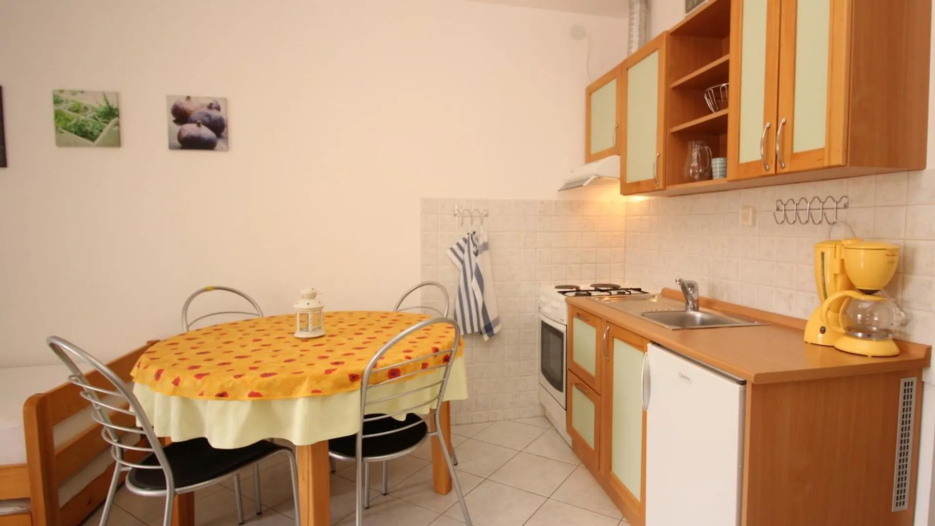Apartments With A Parking Space Baska, Krk - 24184