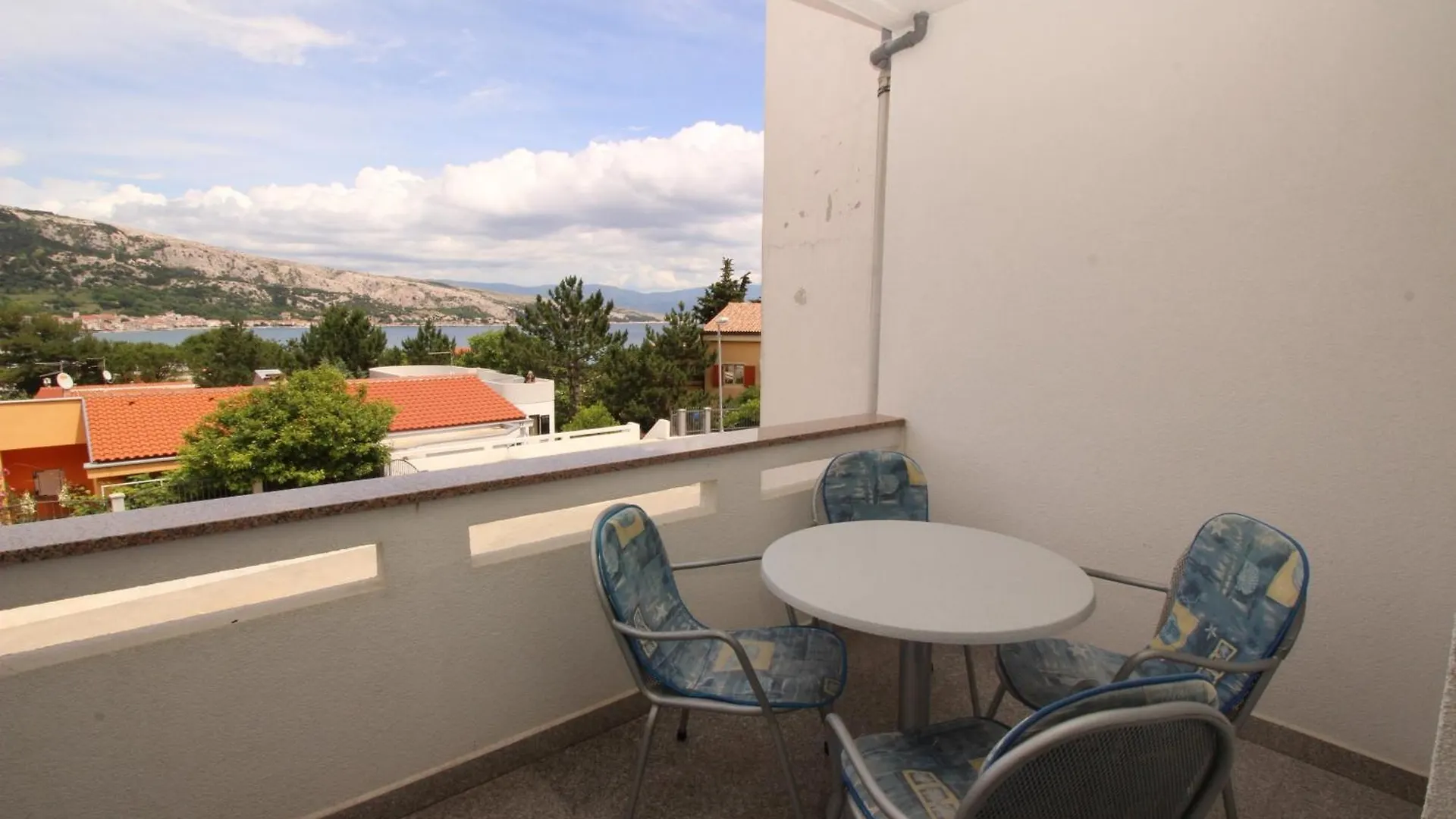 Apartments With A Parking Space Baska, Krk - 24184